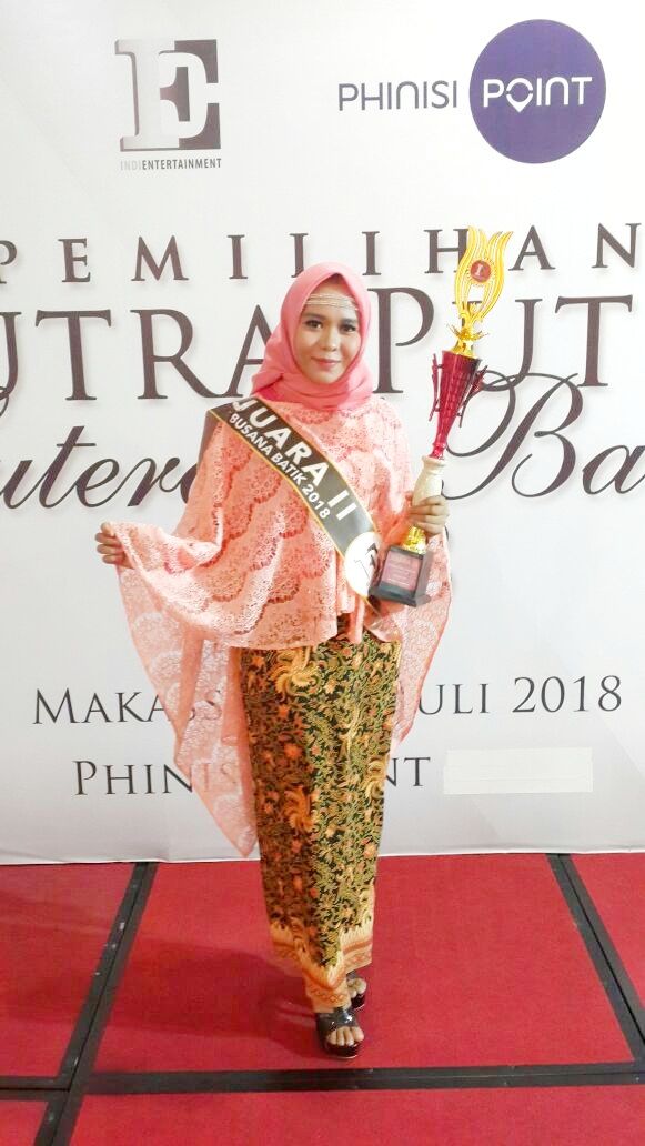 Gambar Irmayana, Mahasiswi KPI UIN Juara II Busana Batik 2018